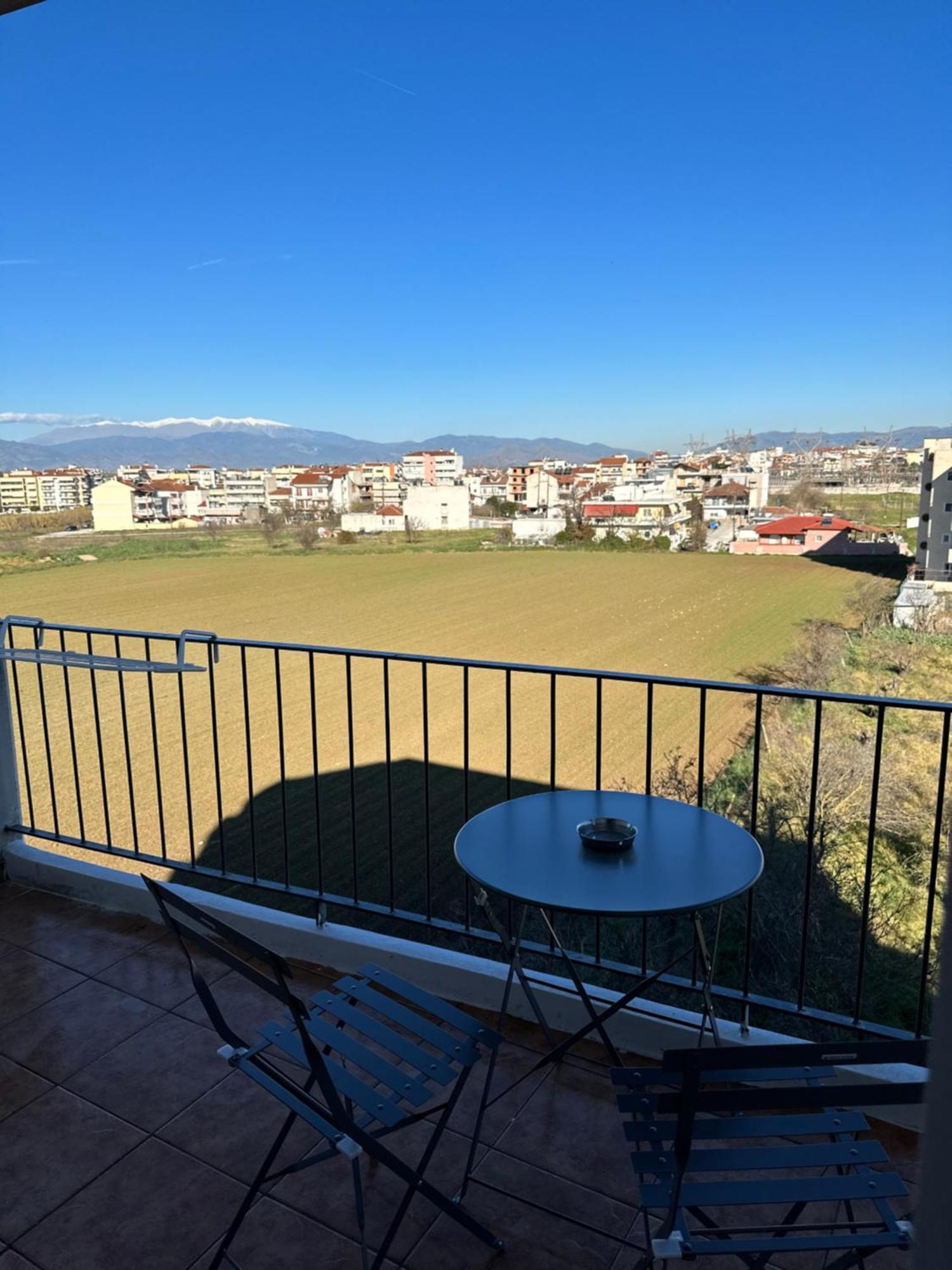 Νεάπολη Apartment Larissa Ngoại thất bức ảnh
