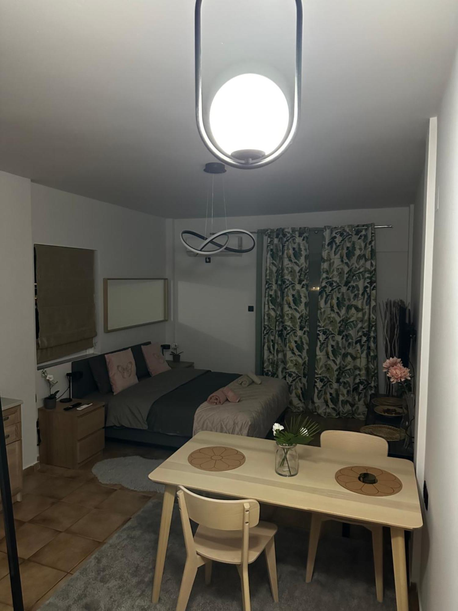 Νεάπολη Apartment Larissa Ngoại thất bức ảnh