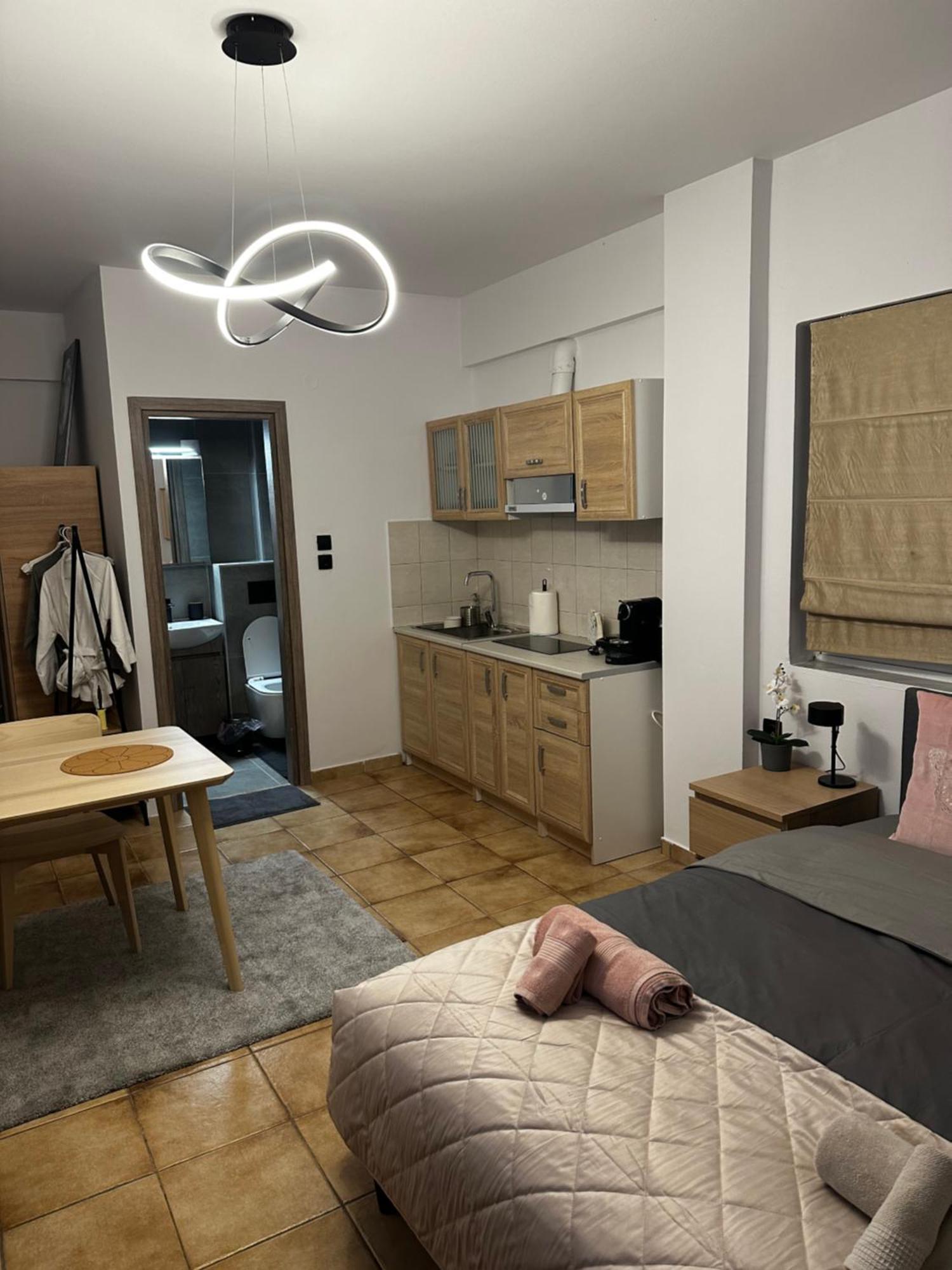 Νεάπολη Apartment Larissa Ngoại thất bức ảnh
